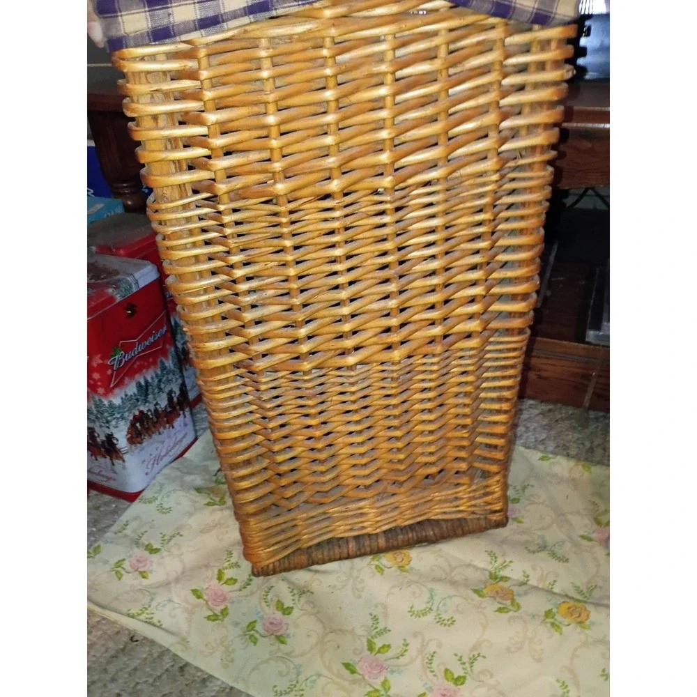 Rectangular‎ Woven Wooden Wicker Basket Blue Ribbon Bow Vintage Cottage Core